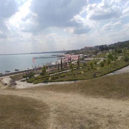 Ivan Apartman Ravda